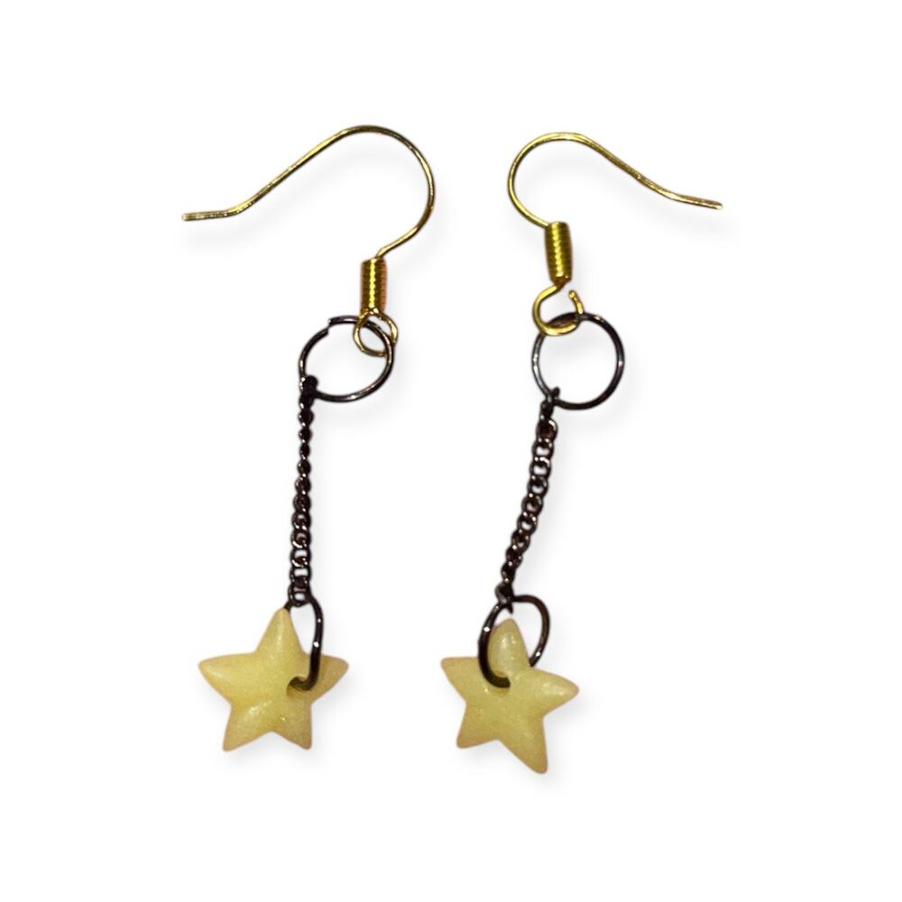 Glow-in-the-Dark Star Drop Earrings – Black Chain Dangle, Celestial Y2K Style